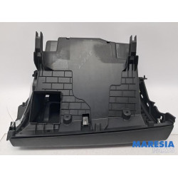 Opel - Vivaro - Glovebox