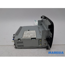 Opel - Vivaro - Navigatie Display