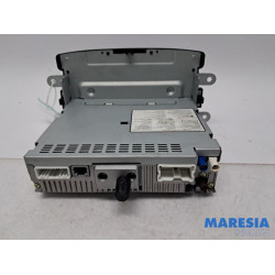 Opel - Vivaro - Navigatie Display