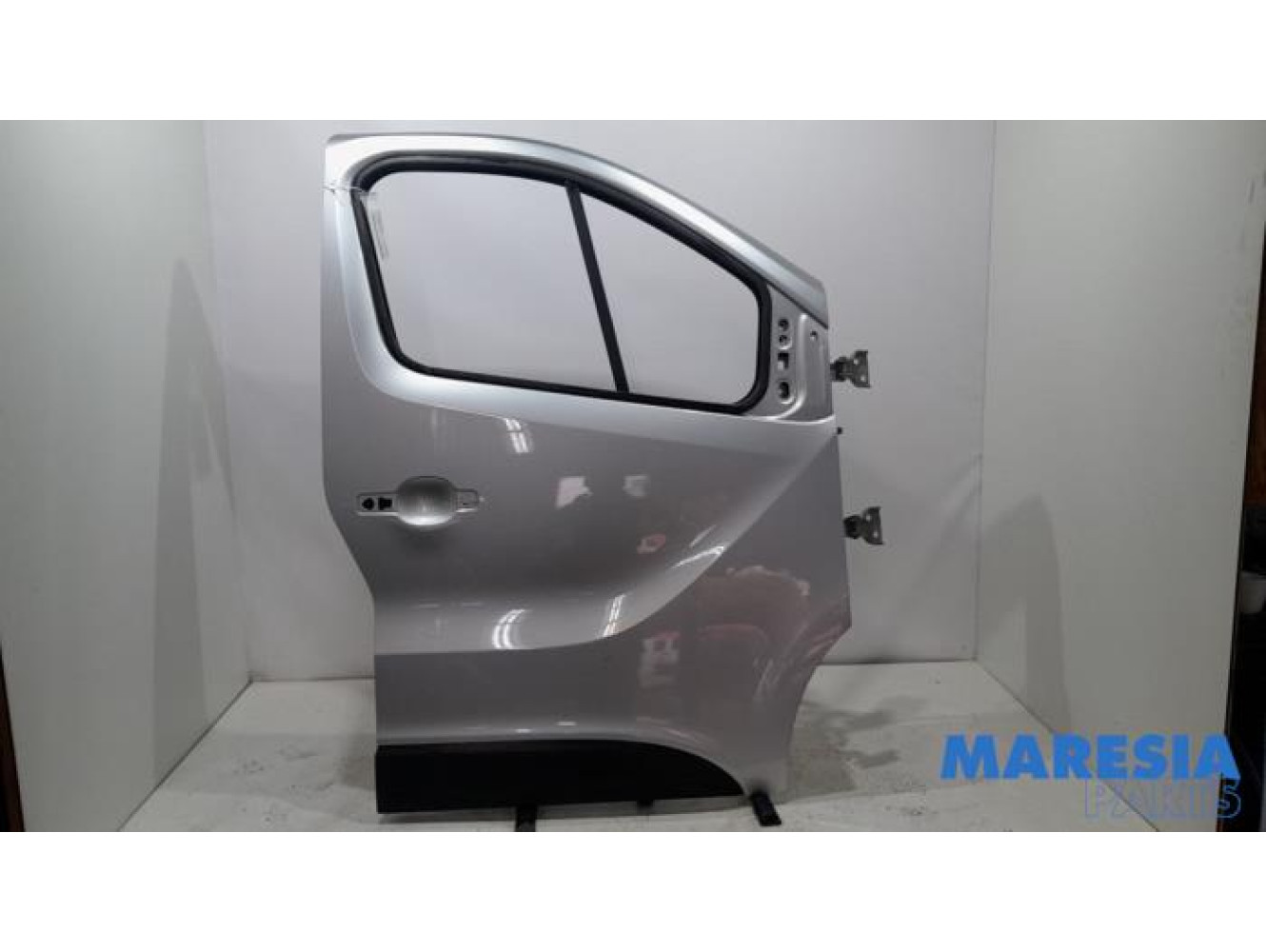 Renault - Trafic - Portier 2Deurs rechts