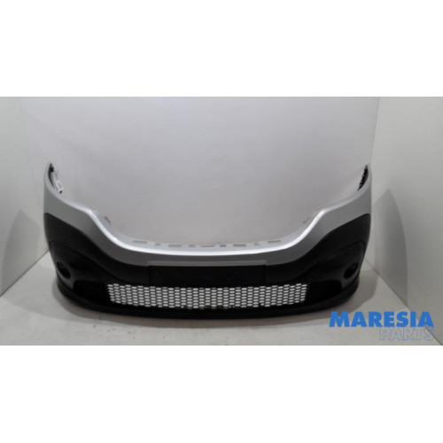 Renault - Trafic - Voorbumper