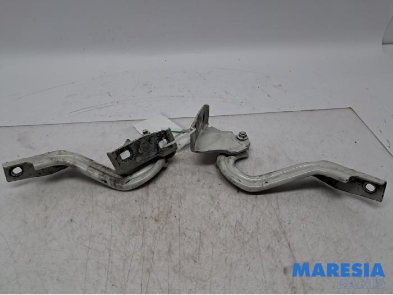 Fiat - Ducato - Motorhaube Scharnier