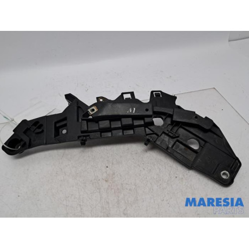 Fiat - Ducato - Scheinwerferrahmen links
