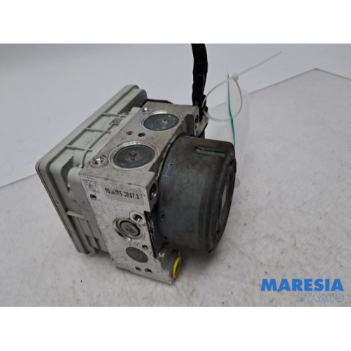 Peugeot - 208 - ABS Pumpe
