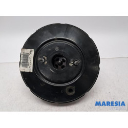 Peugeot - 208 - Brake servo