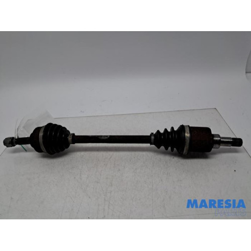 Peugeot - 208 - Front drive shaft, left