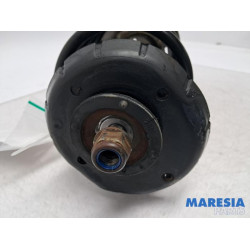 Peugeot - 208 - Front shock absorber rod, right