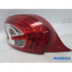 Peugeot - 208 - Achterlicht links