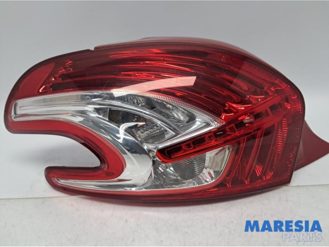 Peugeot - 208 - Achterlicht links