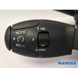 Peugeot - 208 - Steering column stalk