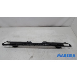 Renault - Trafic - Bumperframe achter