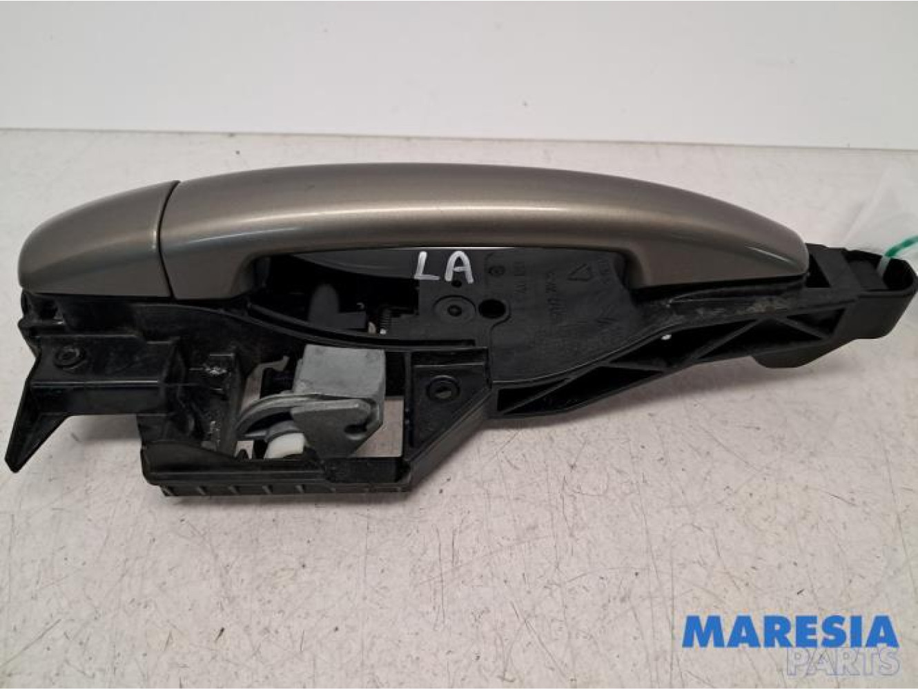 Peugeot - 208 - Rear door handle 4-door, left