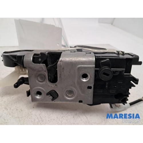 Peugeot - 208 - Door lock mechanism 4-door, front left