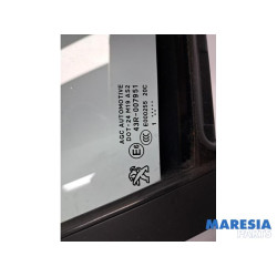 Peugeot - 208 - Dreieckfenster rechts vorne