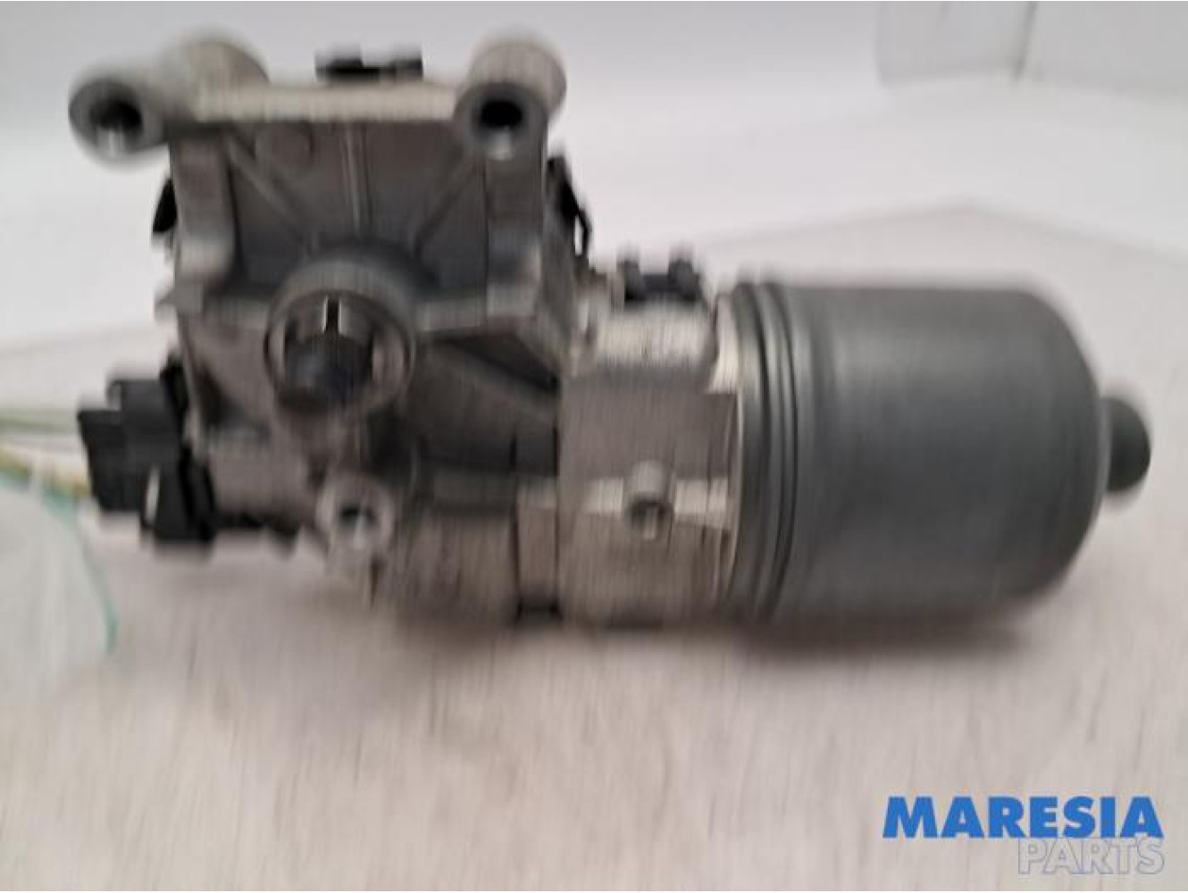 Peugeot - 208 - Front wiper motor