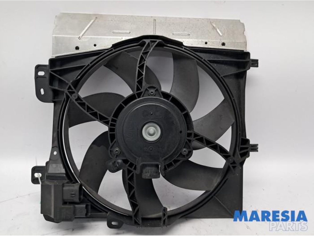 Peugeot - 208 - Fan motor