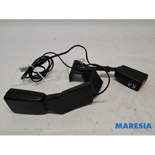 Peugeot - 3008 - Rear seatbelt buckle, right