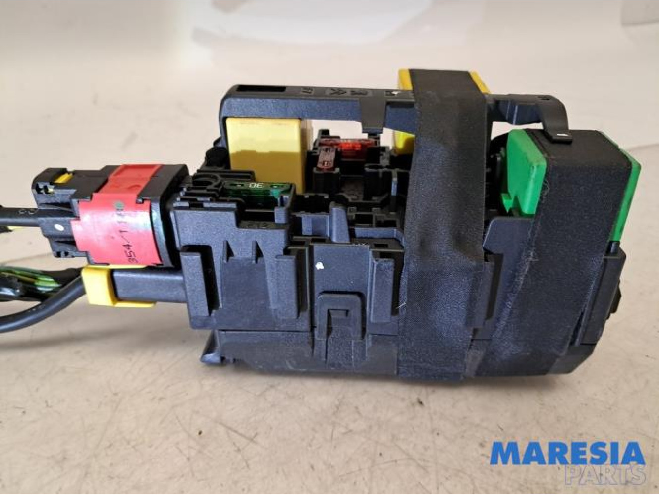 Peugeot - 208 - Fuse box