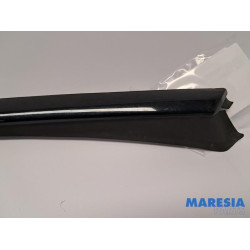 Peugeot - 3008 - Cadre pare-brise