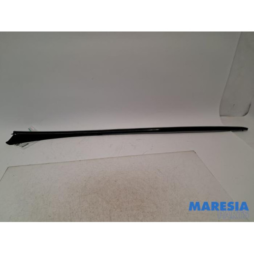 Peugeot - 3008 - Voorruitlijst