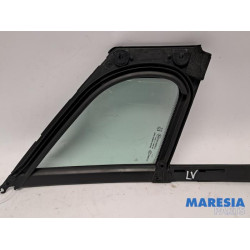 Peugeot - 3008 - Vitre triangulaire avant gauche