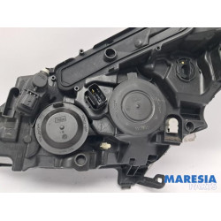 Peugeot - 208 - Scheinwerfer rechts