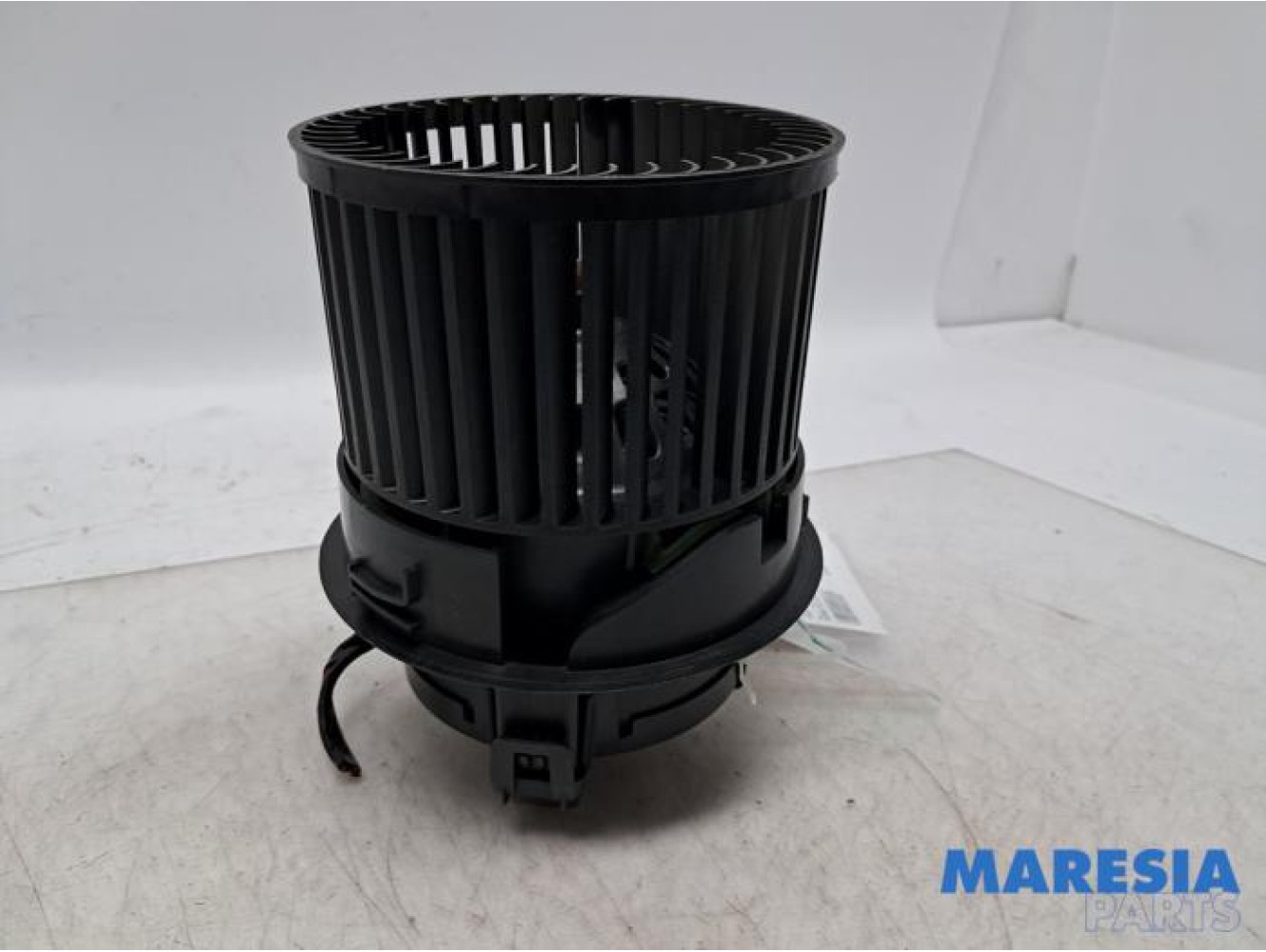 Peugeot - 208 - Heating and ventilation fan motor