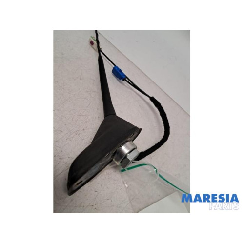 Peugeot - 208 - Antenne