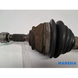Peugeot - 2008 - Front drive shaft, right