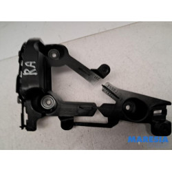 Peugeot - 2008 - Bumpersteun midden-achter