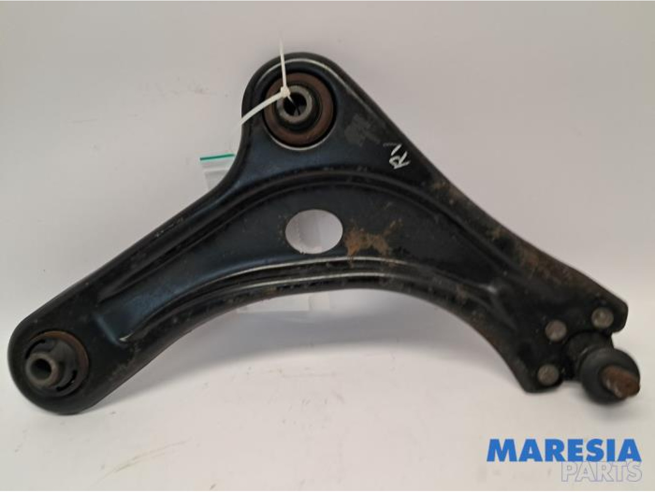 Peugeot - 2008 - Bras de suspension bas avant droit
