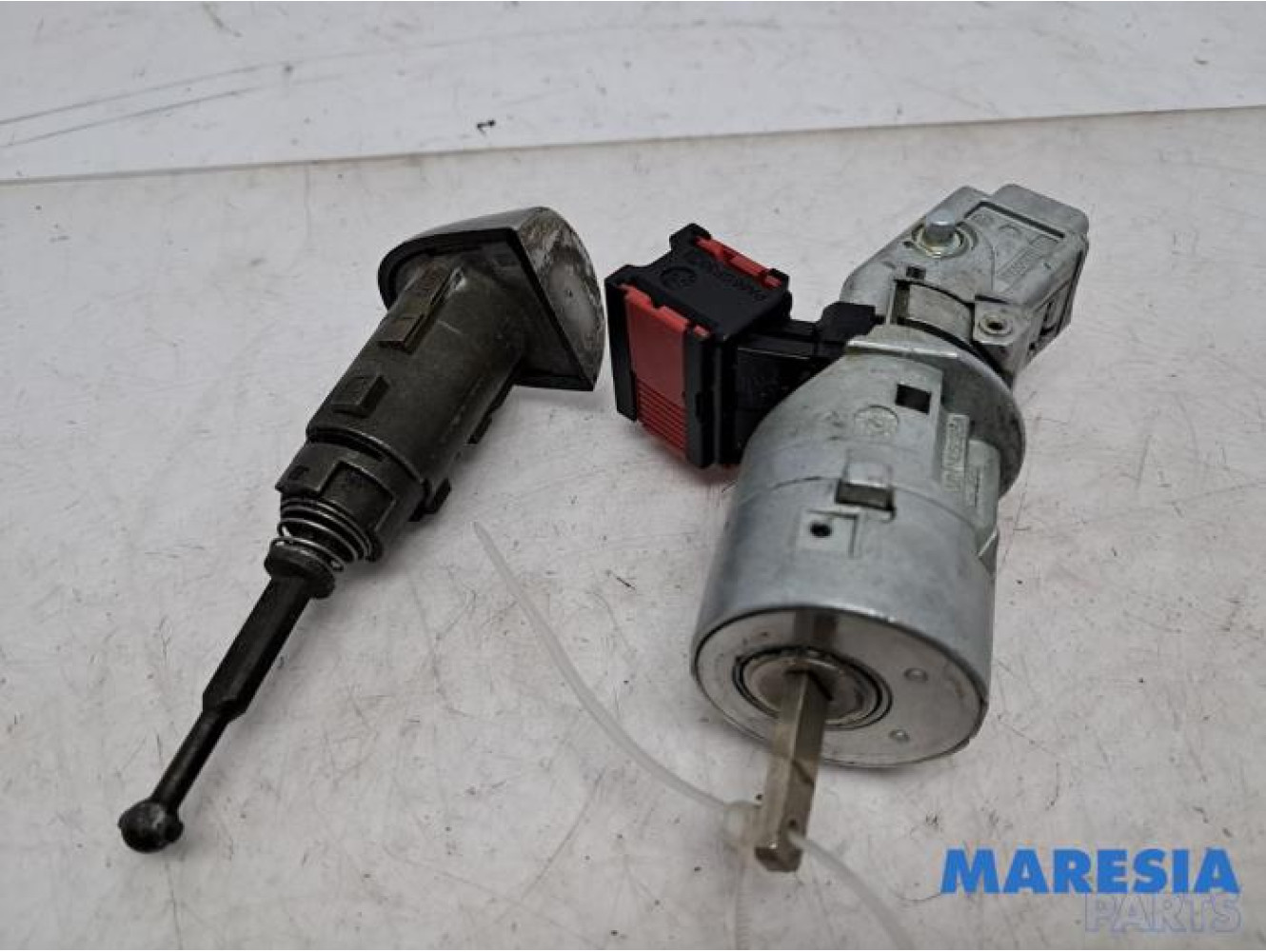 Renault - Clio - Kontaktslot+Sleutel