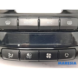 Peugeot - 208 - Heater control panel