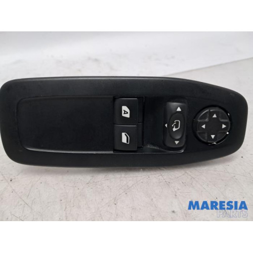 Peugeot - 208 - Multi-functional window switch