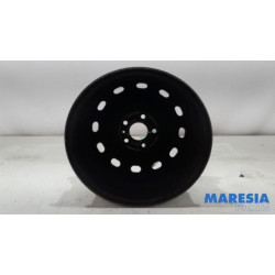 Renault - Trafic - Wheel