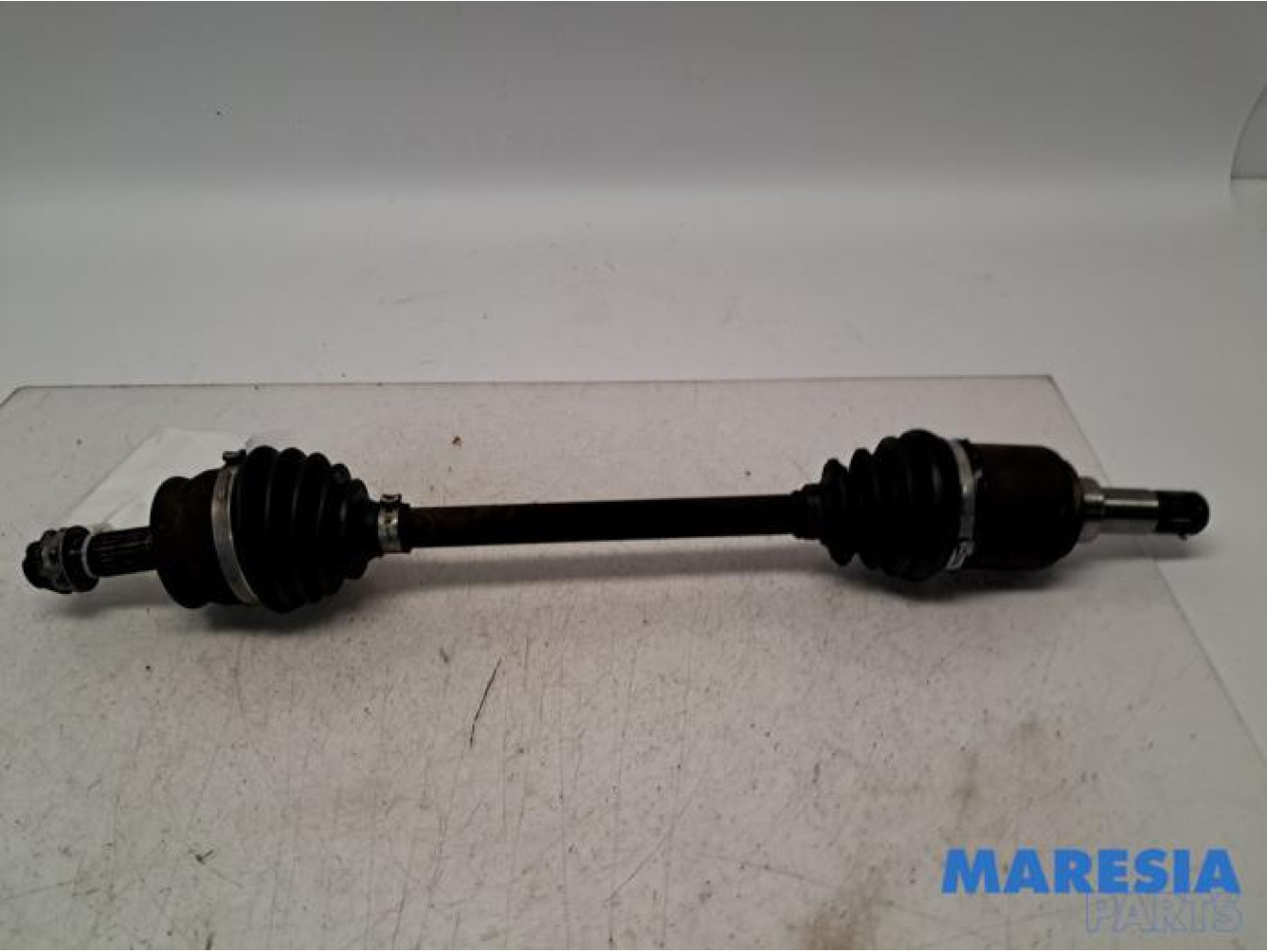 Fiat - 500 - Aandrijfas links-voor