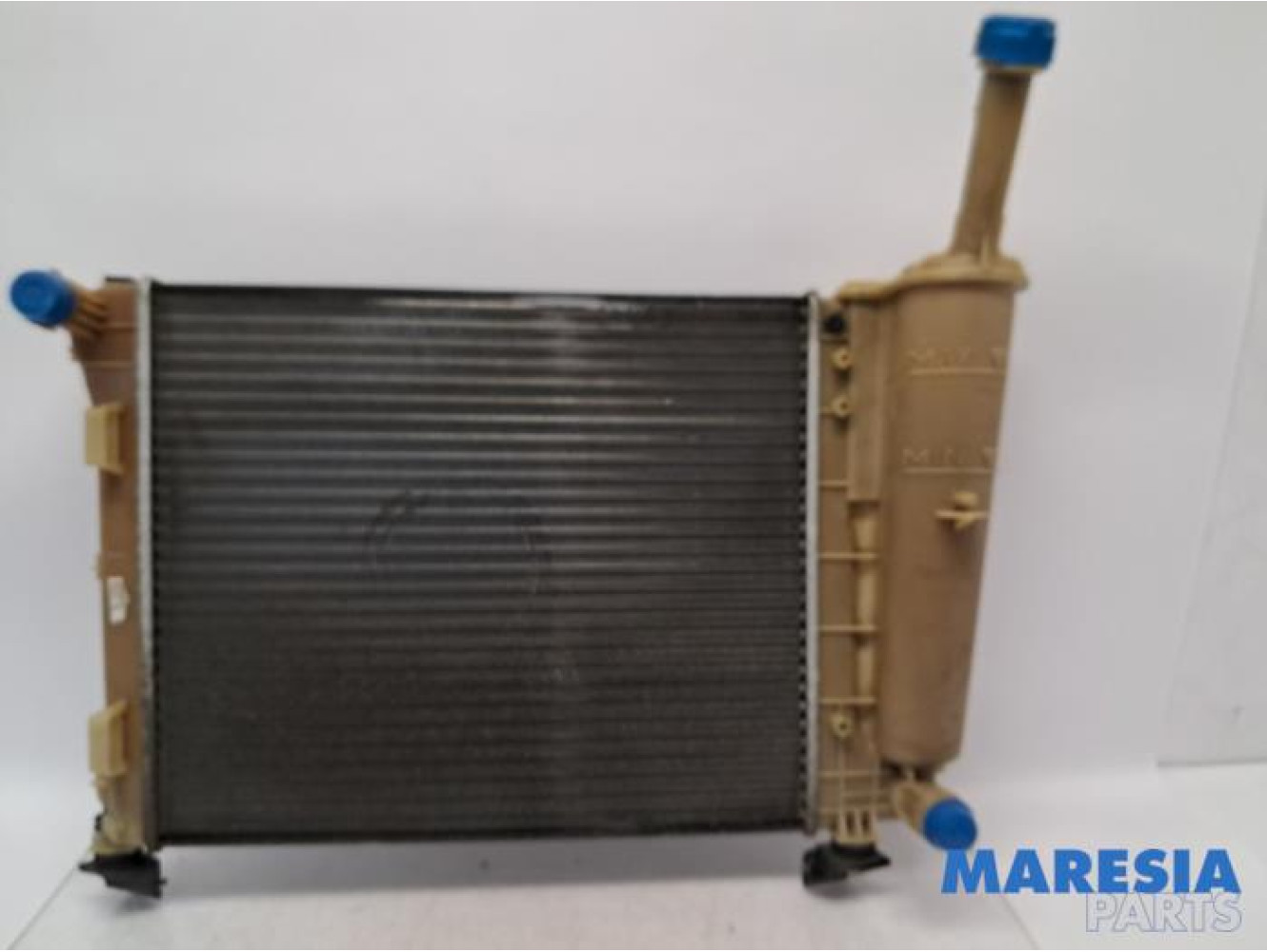 Fiat - 500 - Radiator