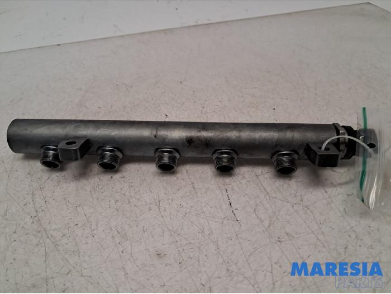 Renault - Trafic - Fuel injector nozzle
