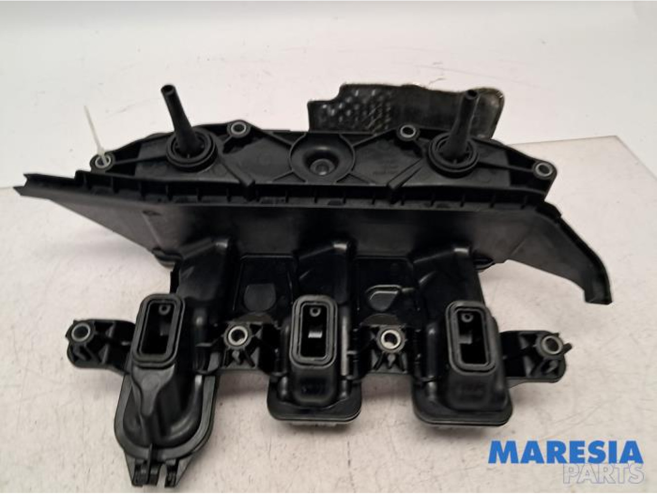 Renault - Trafic - PCV valve