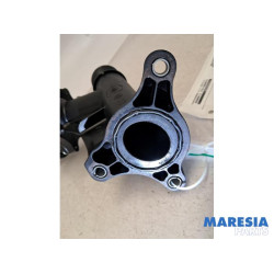 Renault - Trafic - Boîtier thermostat