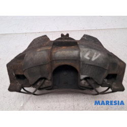 Renault - Grand Scenic - Remklauw (Tang) links-voor