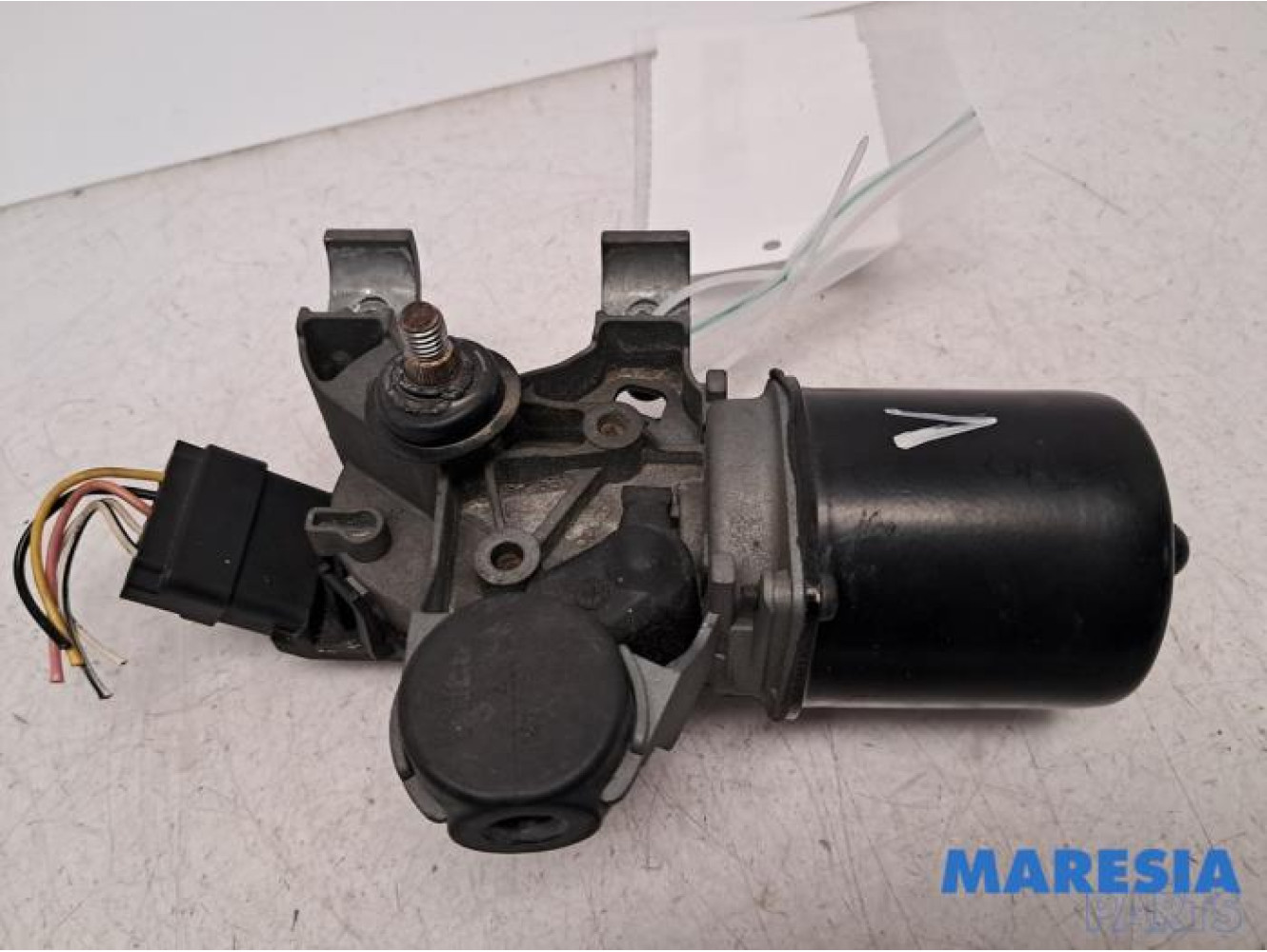 Peugeot - 107 - Scheibenwischermotor vorne