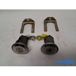 Peugeot - 107 - Set of cylinder locks (complete)