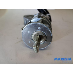 Peugeot - 107 - Set of cylinder locks (complete)