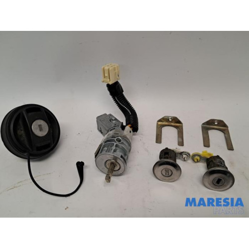 Peugeot - 107 - Set of cylinder locks (complete)