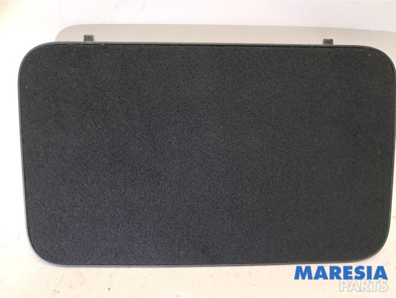 Renault - Grand Scenic - Storage compartment