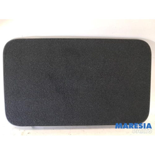 Renault - Grand Scenic - Storage compartment