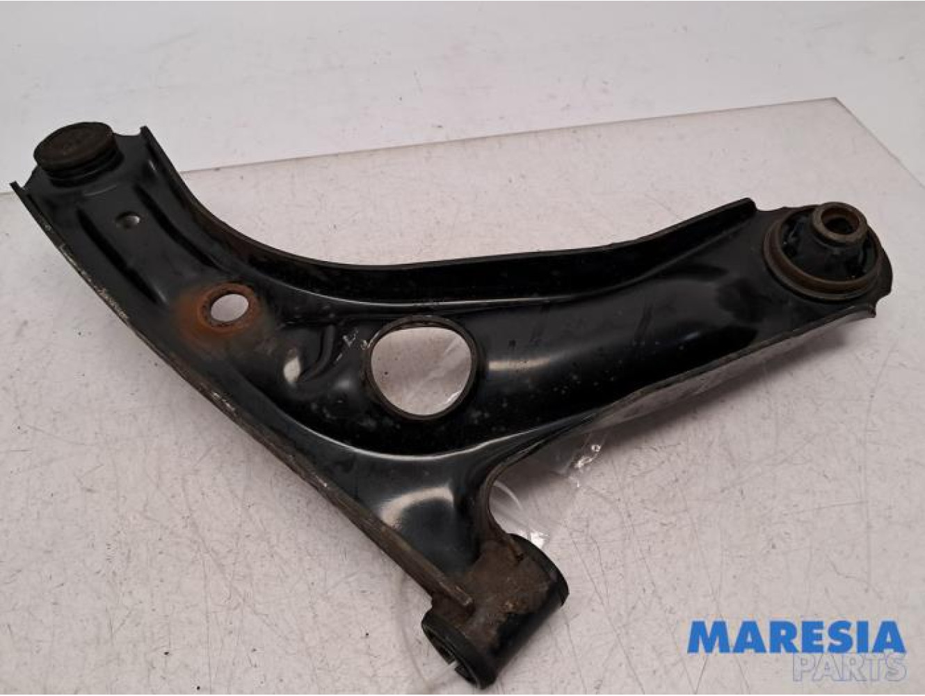 Peugeot - 107 - Draagarm onder links-voor