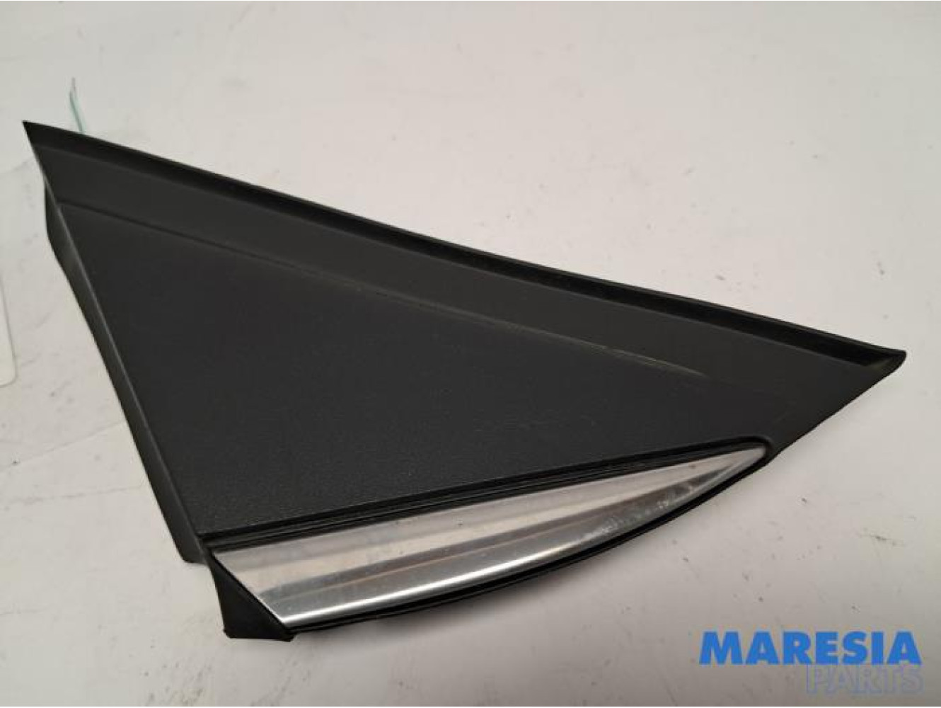 Renault - Megane - A-pillar cover, right