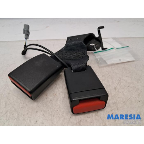 Renault - Megane - Rear seatbelt buckle, left